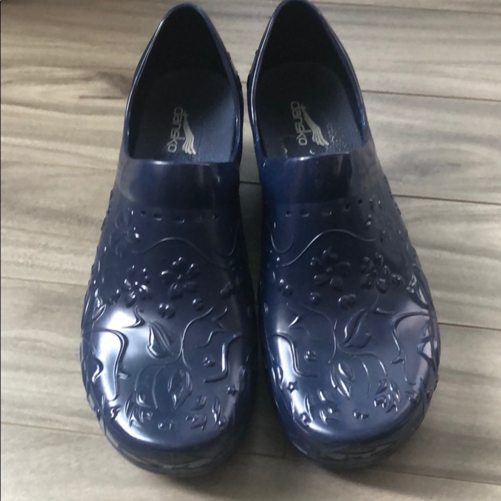 Dansko Pixie floral rubber navy blue clogs shoes